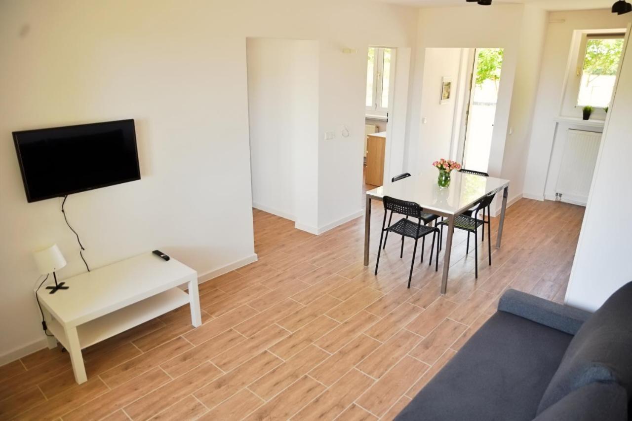 Apartamenty Lotnisko Leszno Leszno  Ngoại thất bức ảnh