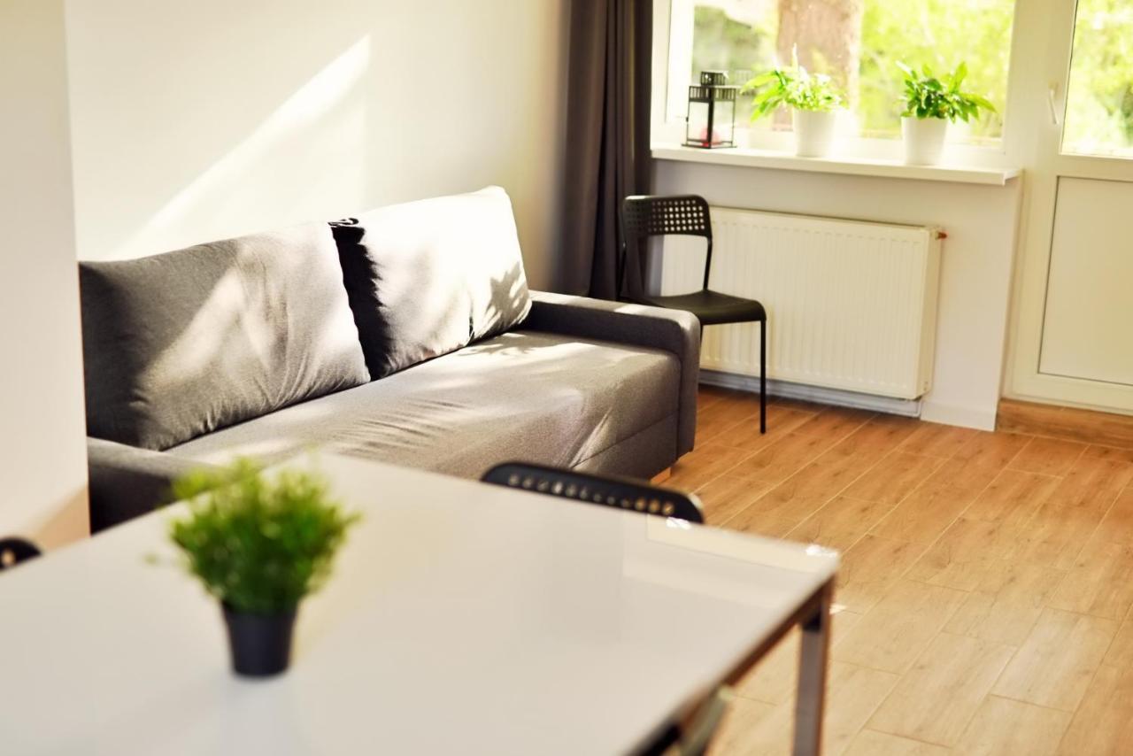 Apartamenty Lotnisko Leszno Leszno  Ngoại thất bức ảnh