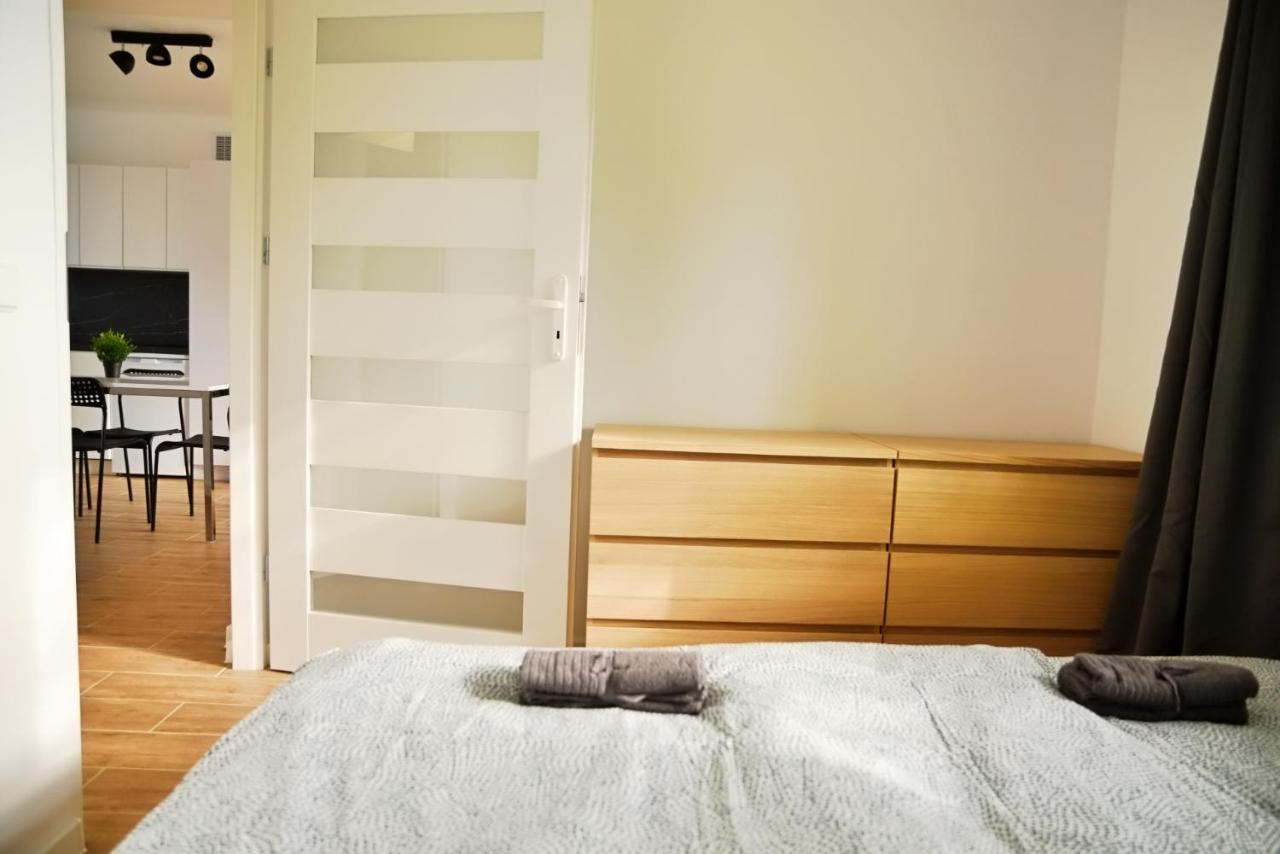 Apartamenty Lotnisko Leszno Leszno  Ngoại thất bức ảnh