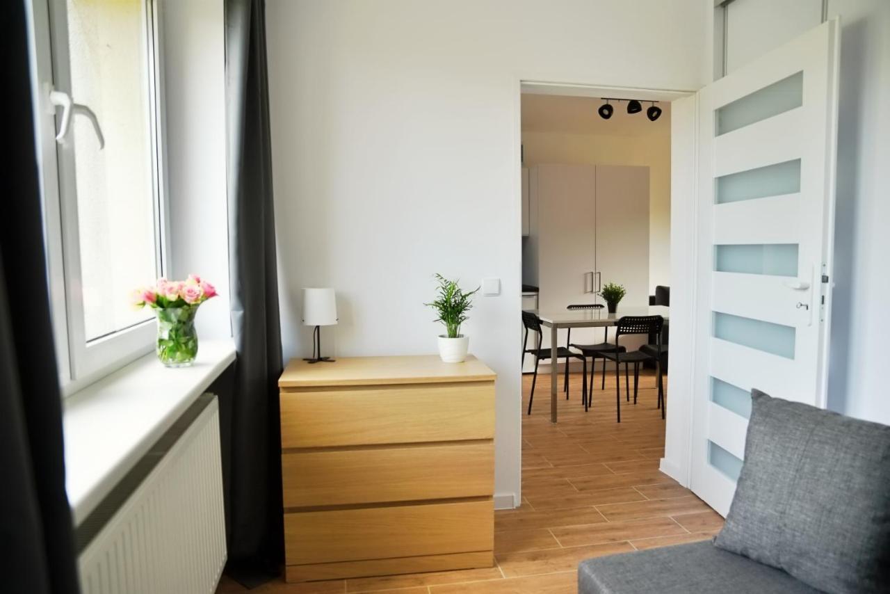 Apartamenty Lotnisko Leszno Leszno  Ngoại thất bức ảnh