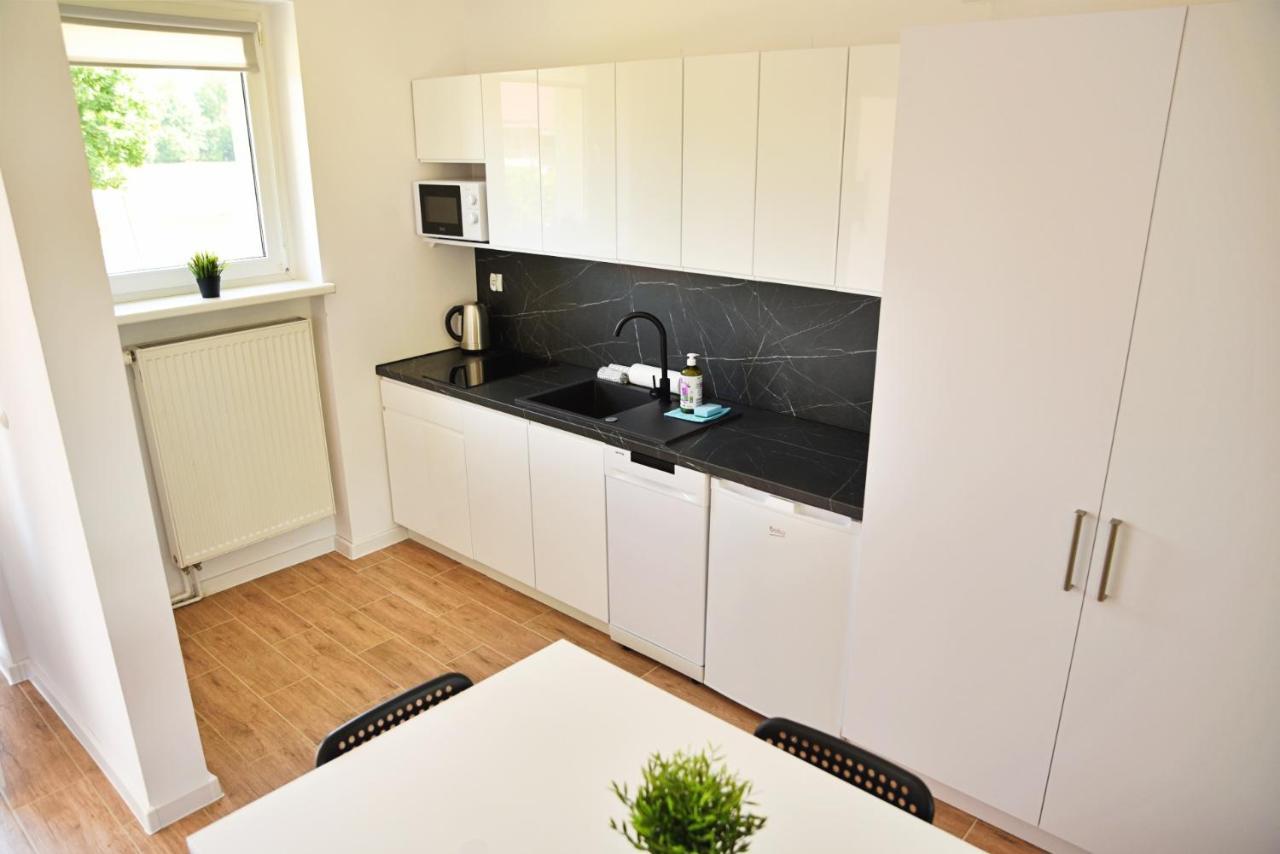Apartamenty Lotnisko Leszno Leszno  Ngoại thất bức ảnh