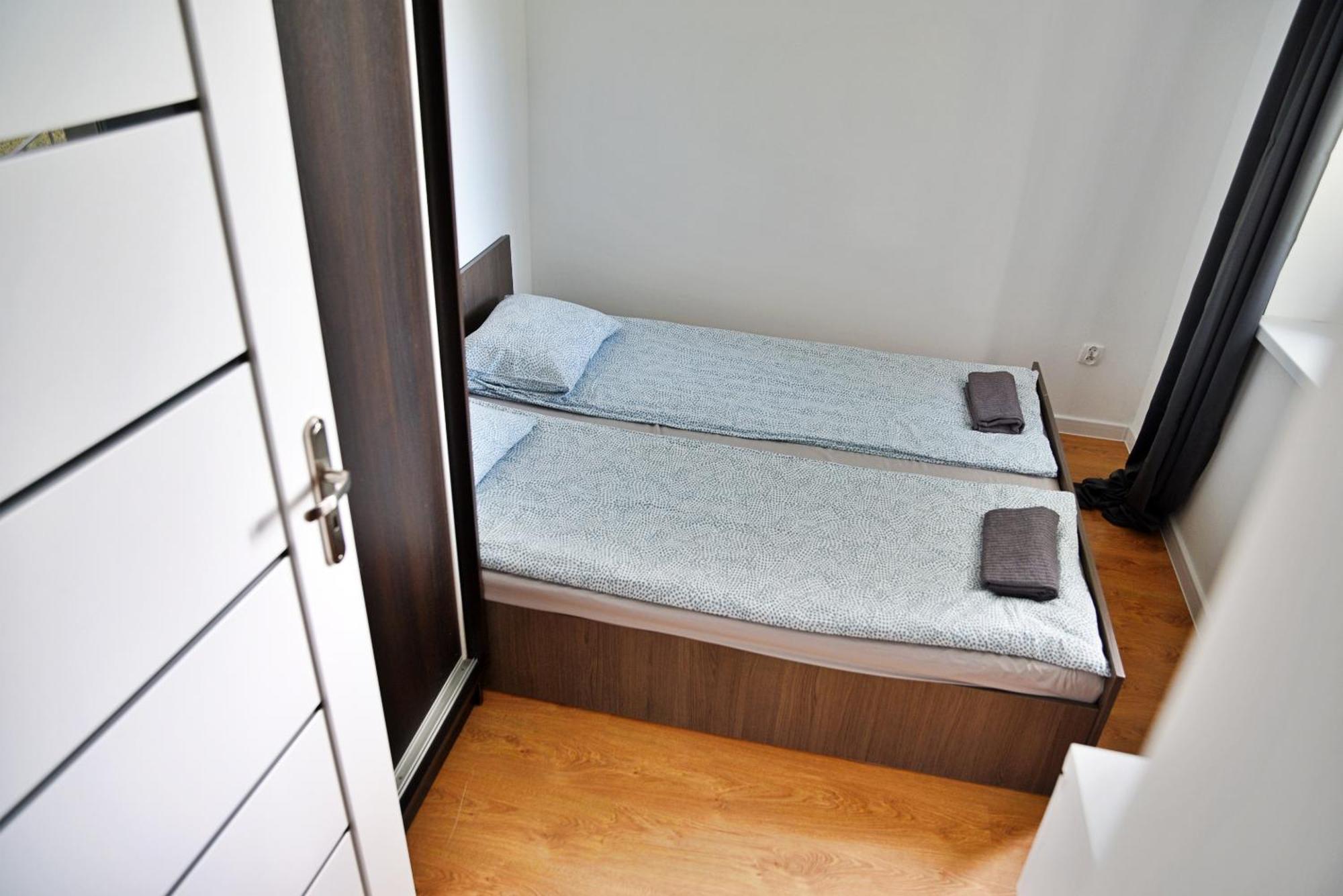 Apartamenty Lotnisko Leszno Leszno  Ngoại thất bức ảnh